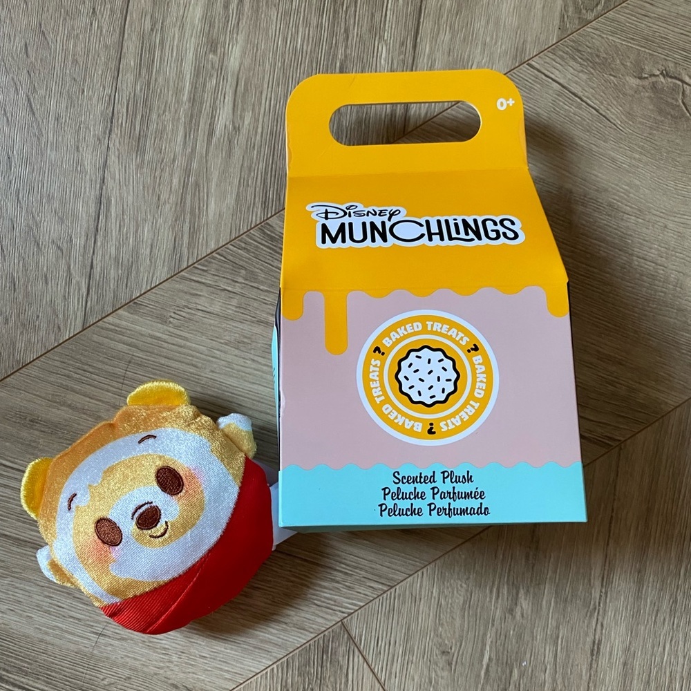 🍯 WINNIE THE POOH Honey Cake Munchling 🍯